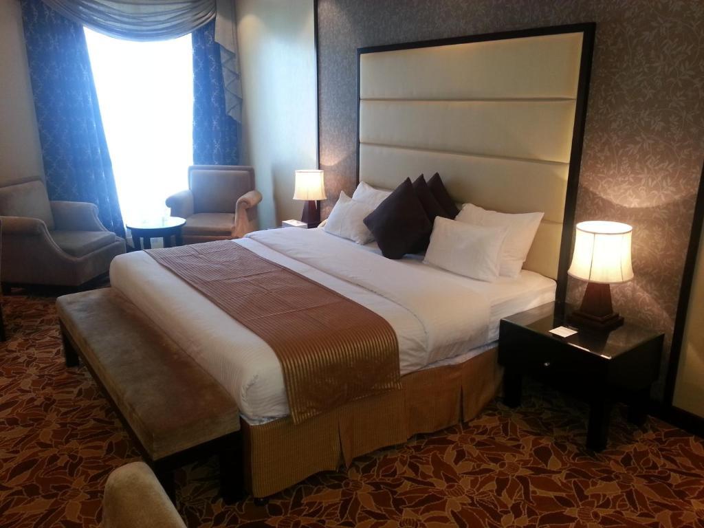 Paragon Hotel Abu Dhabi Ngoại thất bức ảnh